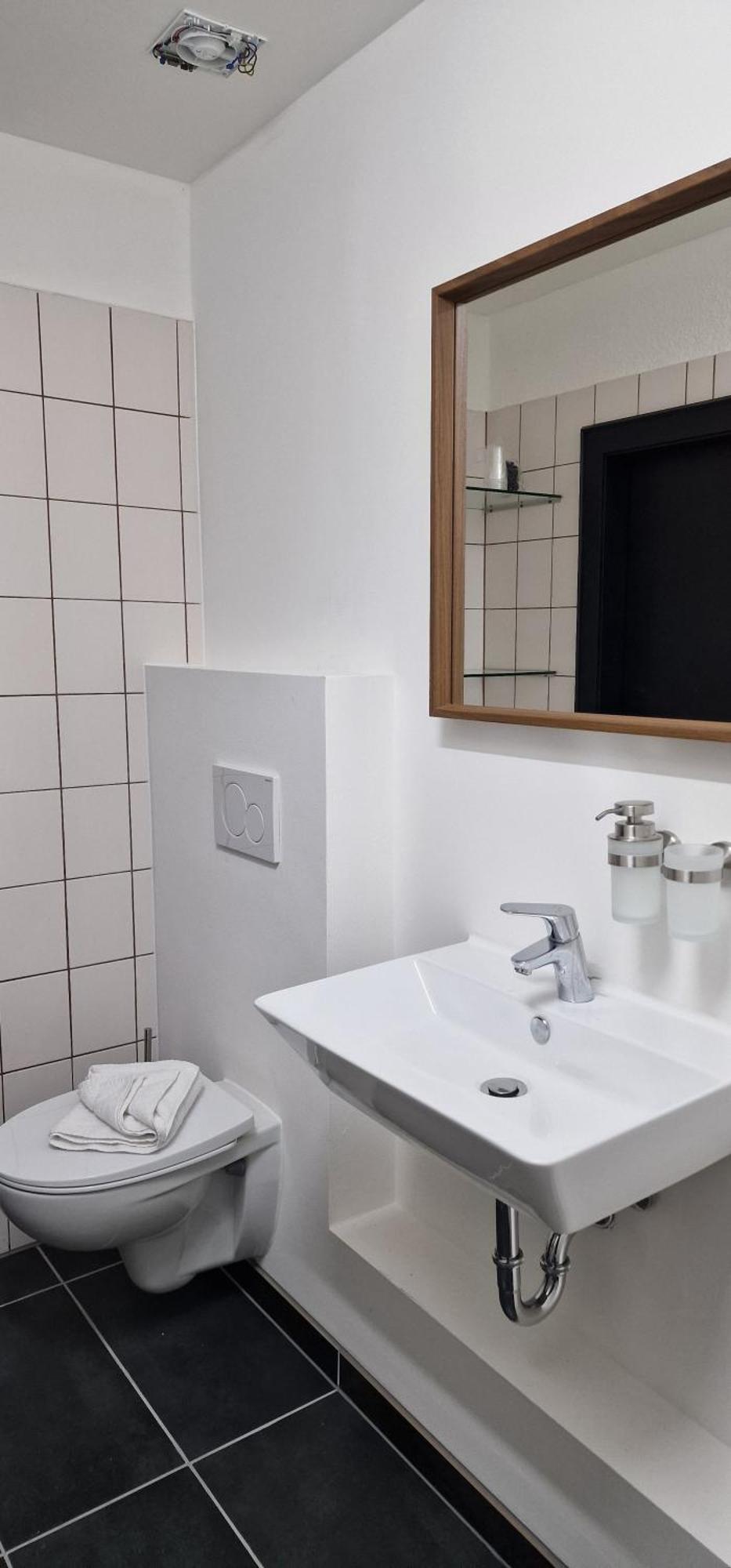 Hotel Zum Deutschen Eck Velbert Buitenkant foto